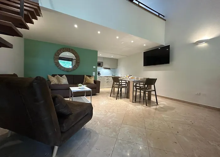 Casa Miraflores